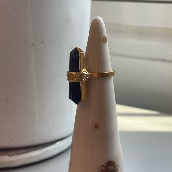 Robyn Rhodes amethyst statement ring - Picture 3 of 4